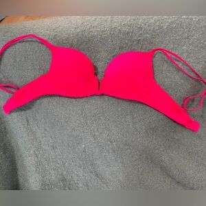 Bright Pink Victoria Secret Very Sexy Push-up - 32A
Great condition